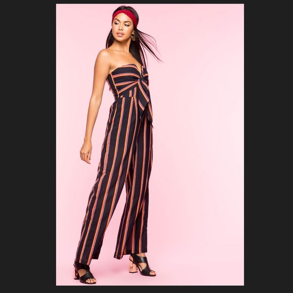 New Strapless Striped Romper - Picture 3 of 3